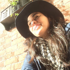 Meet your Posher, Rafaelle